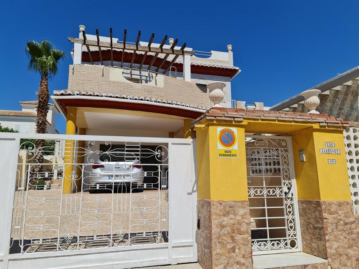 Chalet Los Jarrones Torre Del Mar Exterior foto